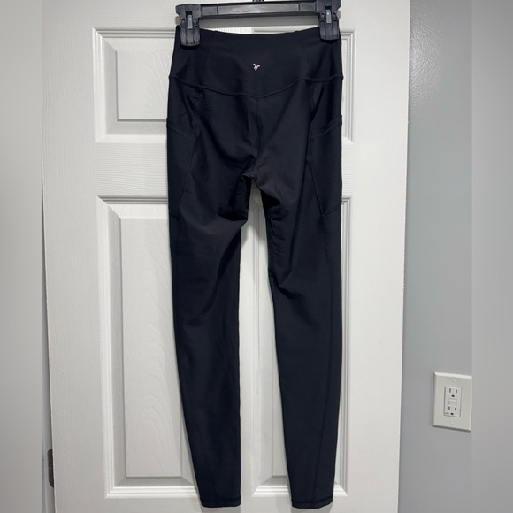 Old Navy Active Powersoft Black High-Rise Leggings - Picture 3 of 3